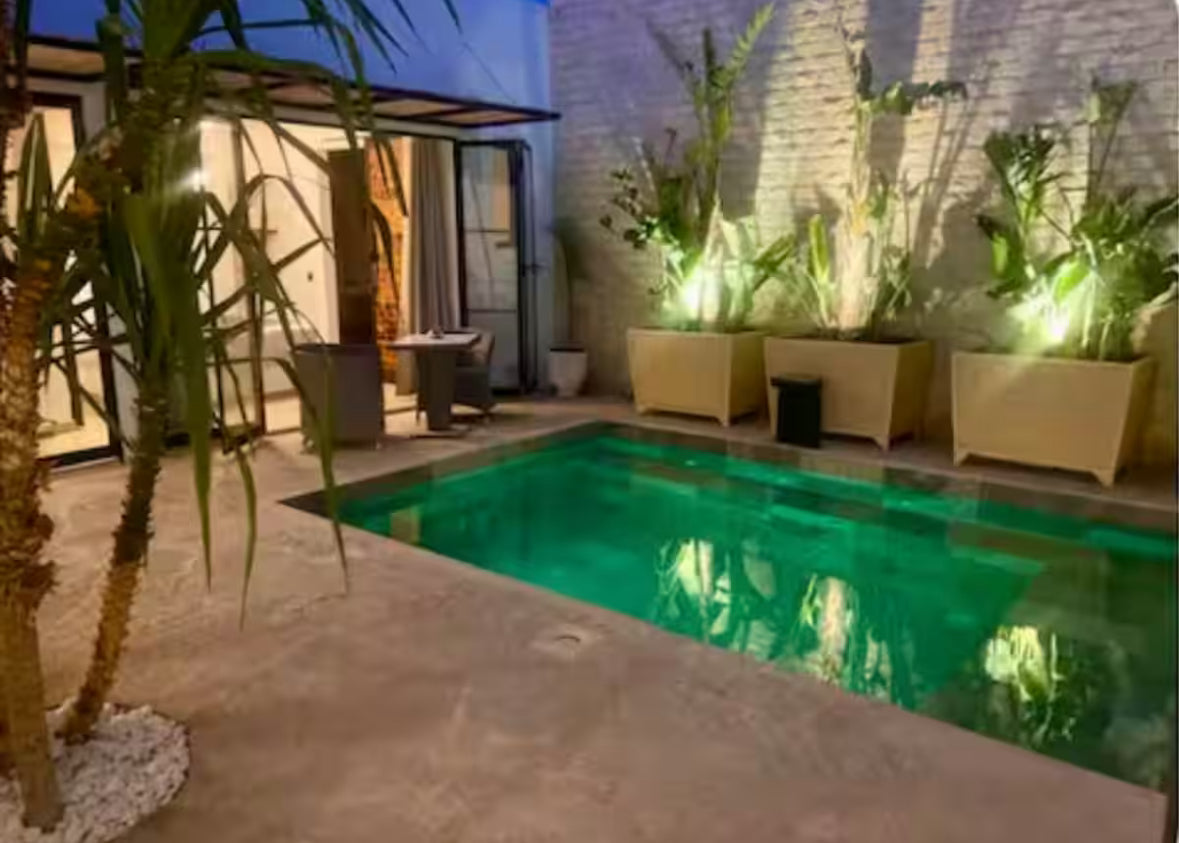 Villa Raja