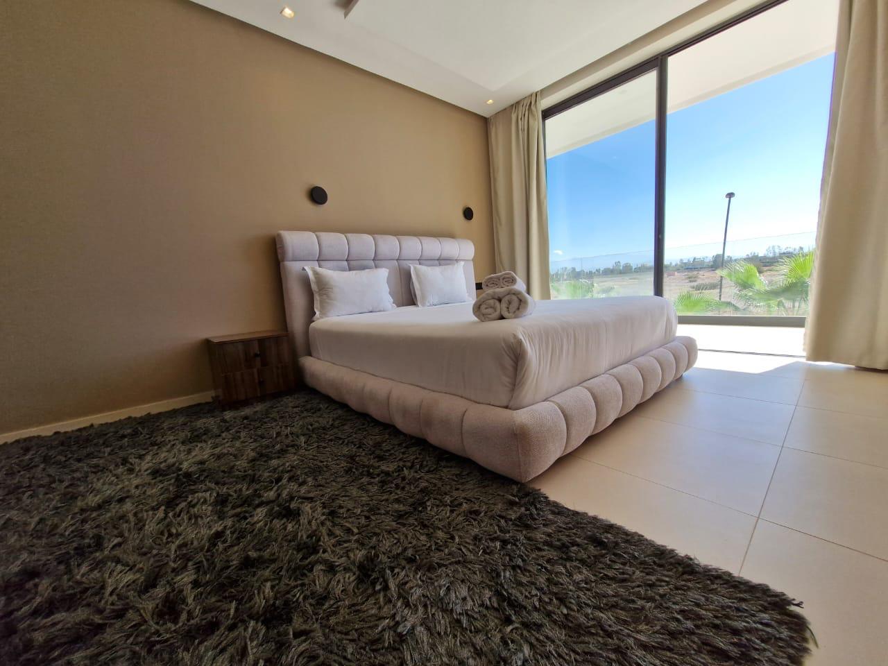 Villa moderne à louer longue durée – Golf Noria, Marrakech (V6)