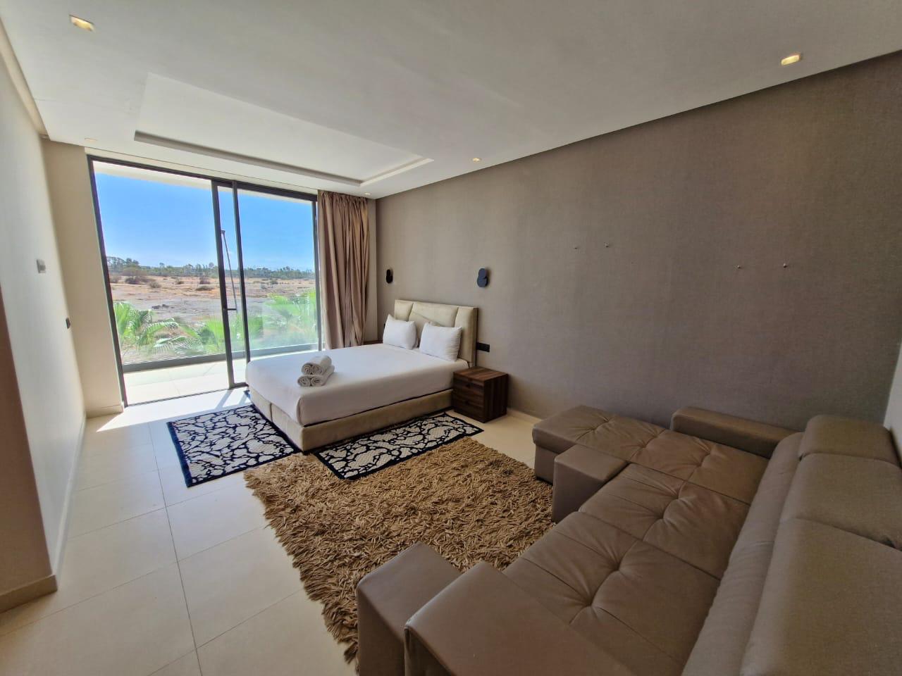 Villa moderne à louer longue durée – Golf Noria, Marrakech (V6)