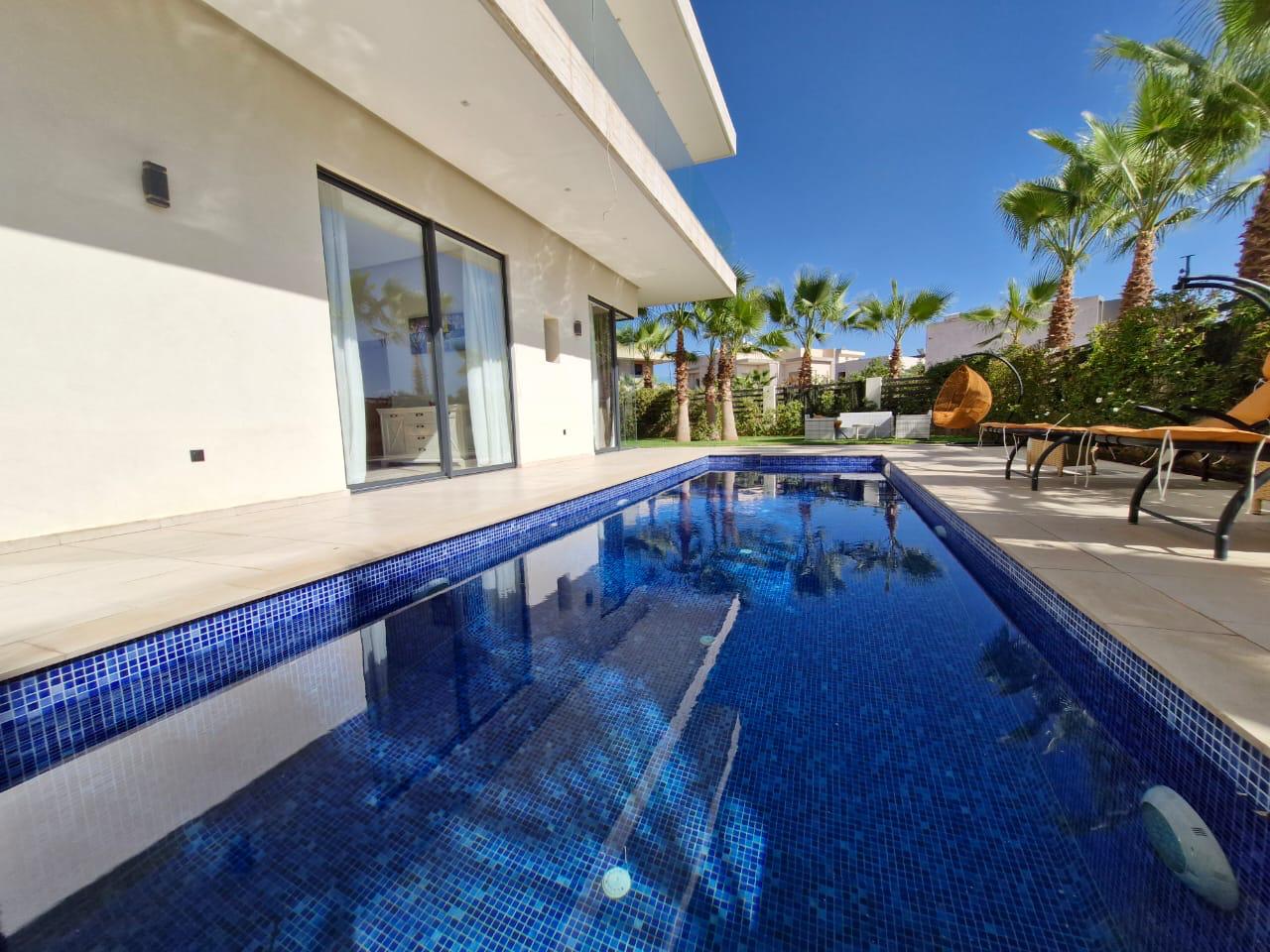 Villa moderne à louer longue durée – Golf Noria, Marrakech (V6)