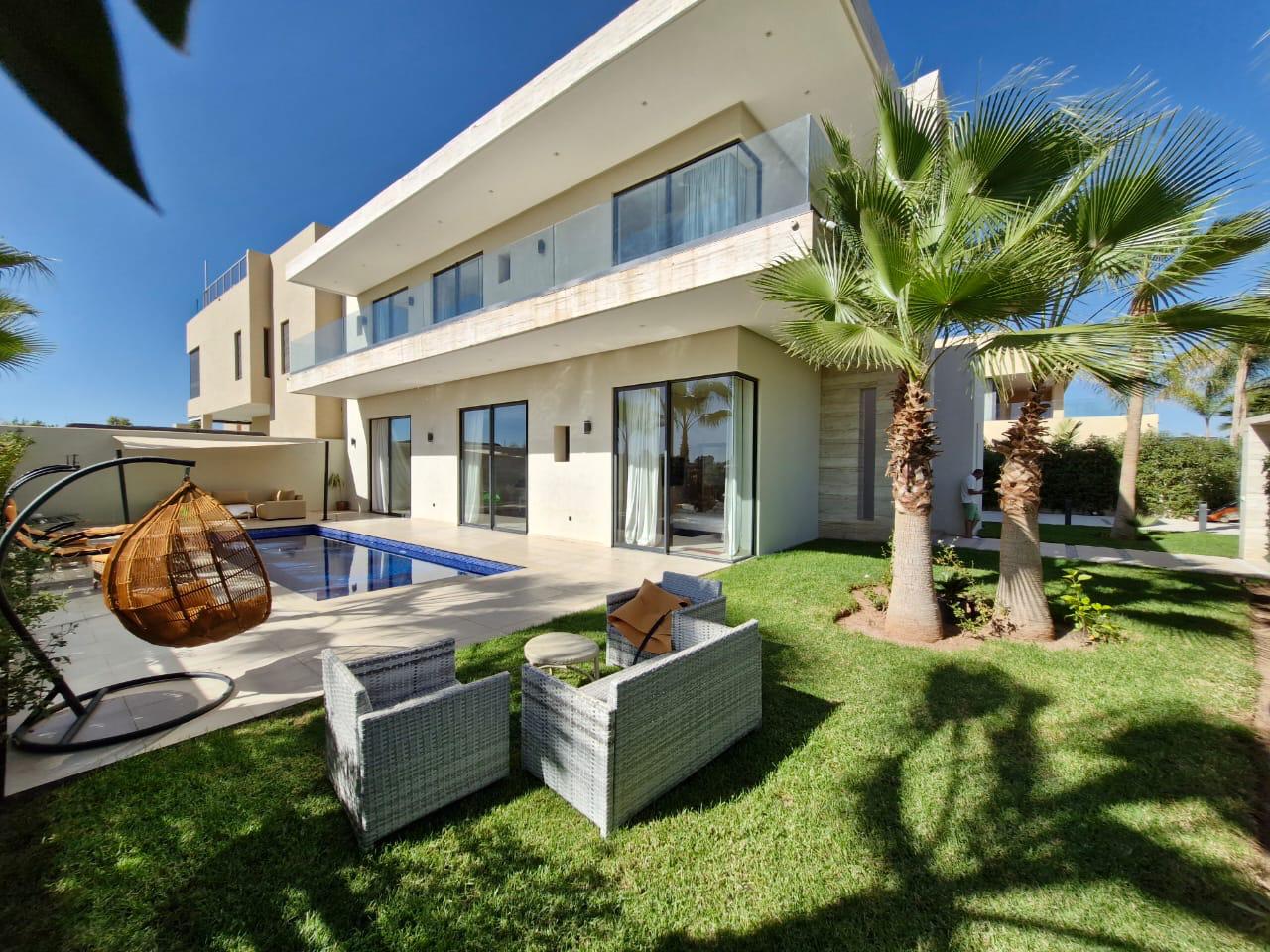 Villa moderne à louer longue durée – Golf Noria, Marrakech (V6)