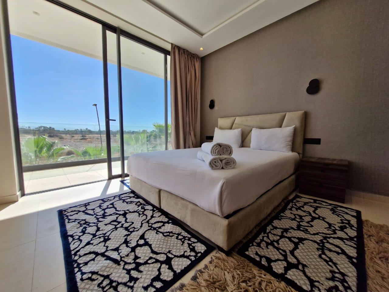 Villa moderne à louer longue durée – Golf Noria, Marrakech (V6)