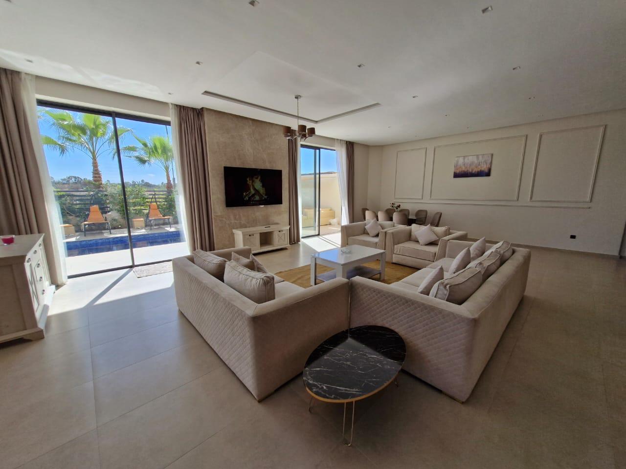 Villa moderne à louer longue durée – Golf Noria, Marrakech (V6)