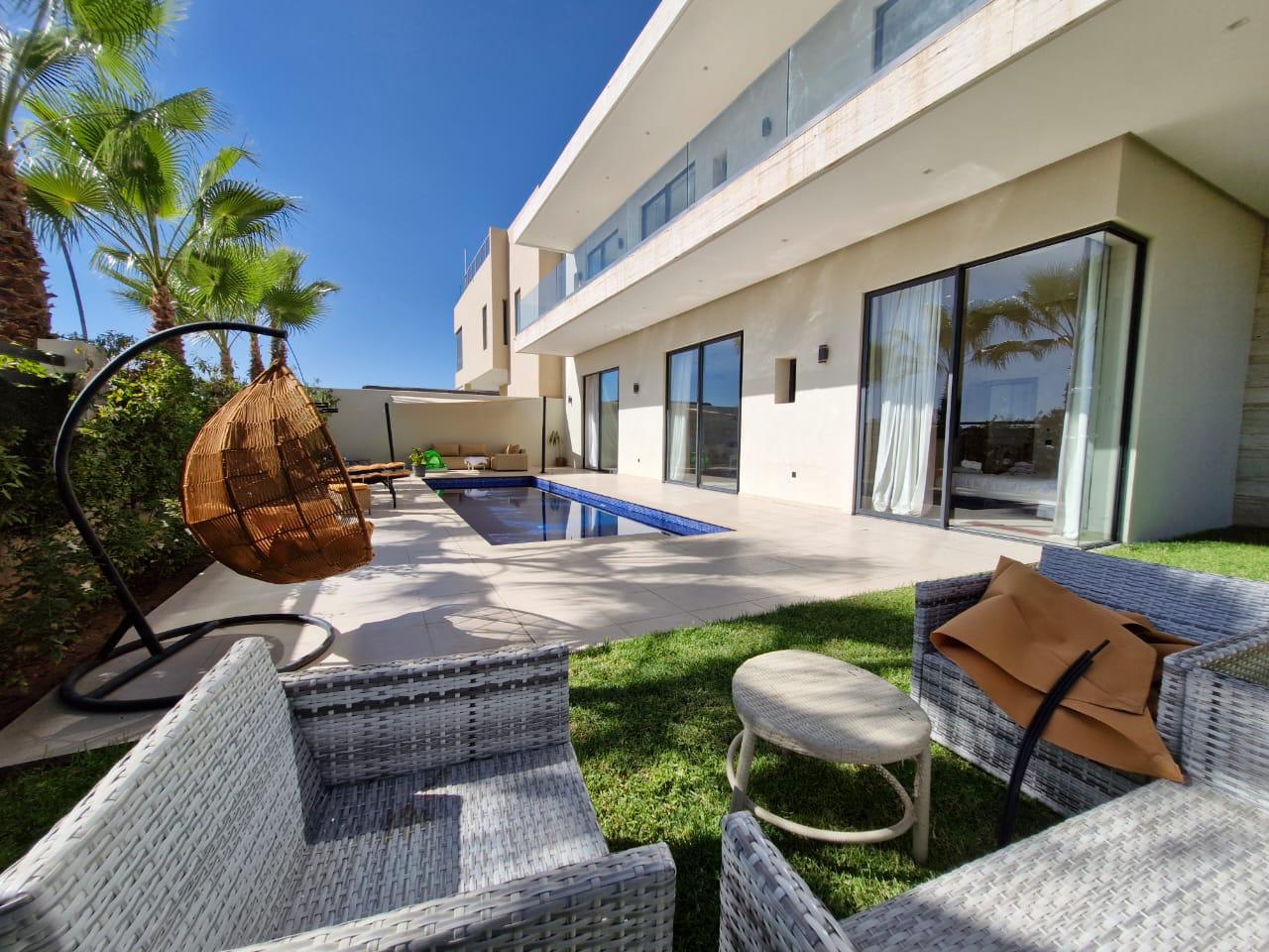 Villa moderne à louer longue durée – Golf Noria, Marrakech (V6)
