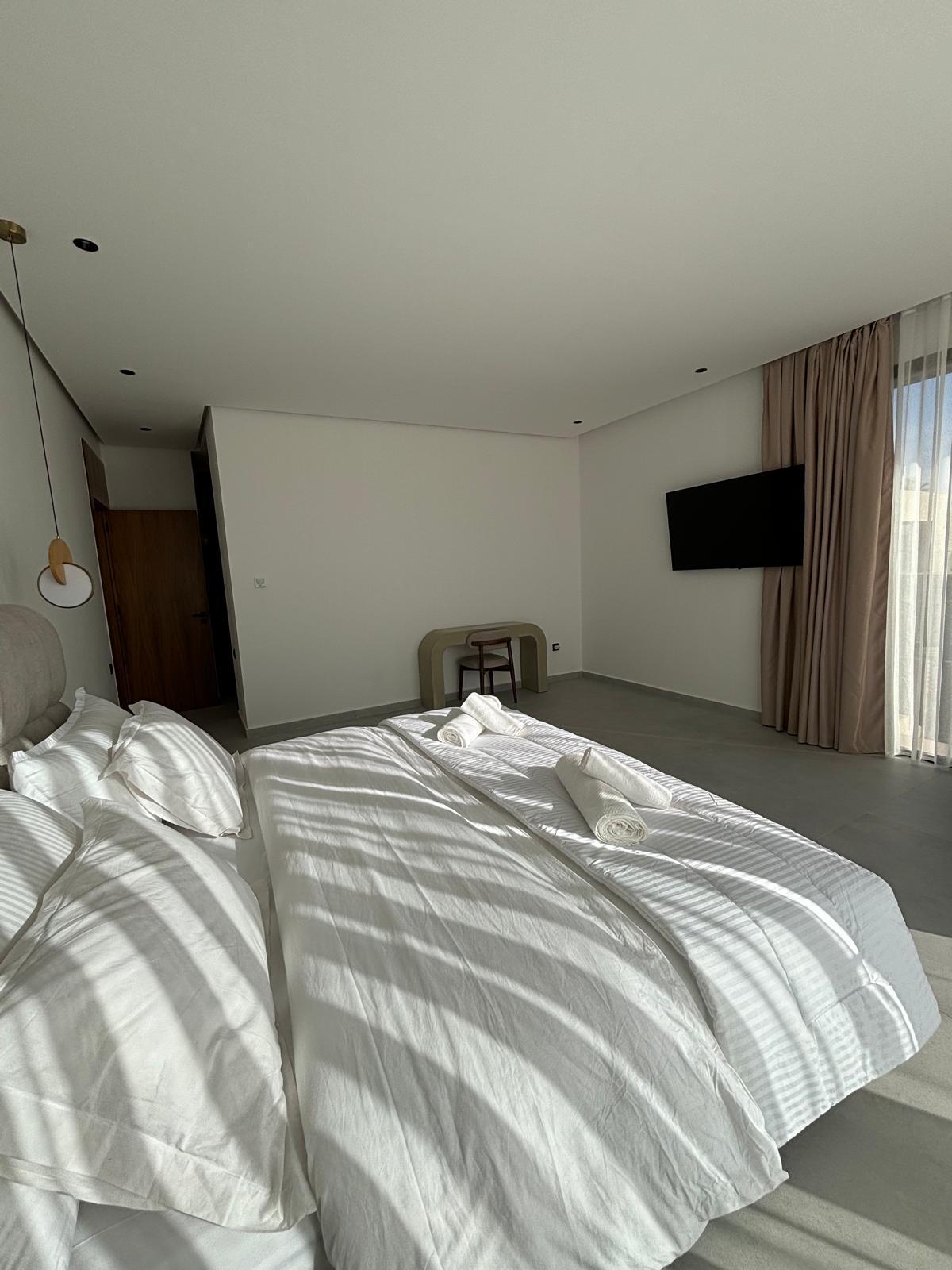 Villa neuve haut standing – Route de l’Ourika km8 (V8)