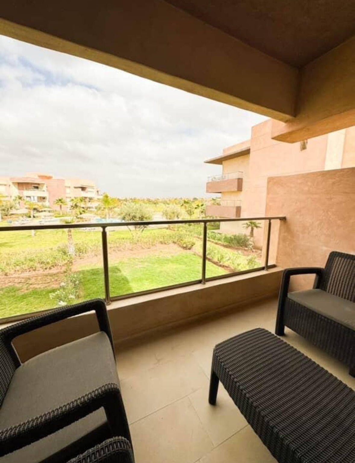 Le Ghost - Prestigia Saphir