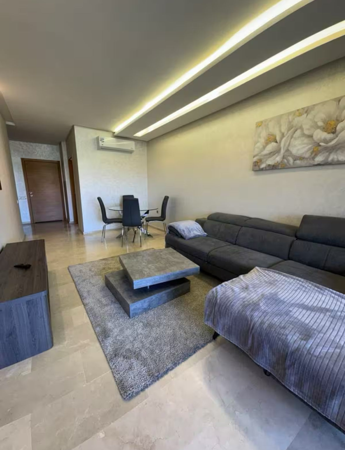 Le Ghost - Prestigia Saphir