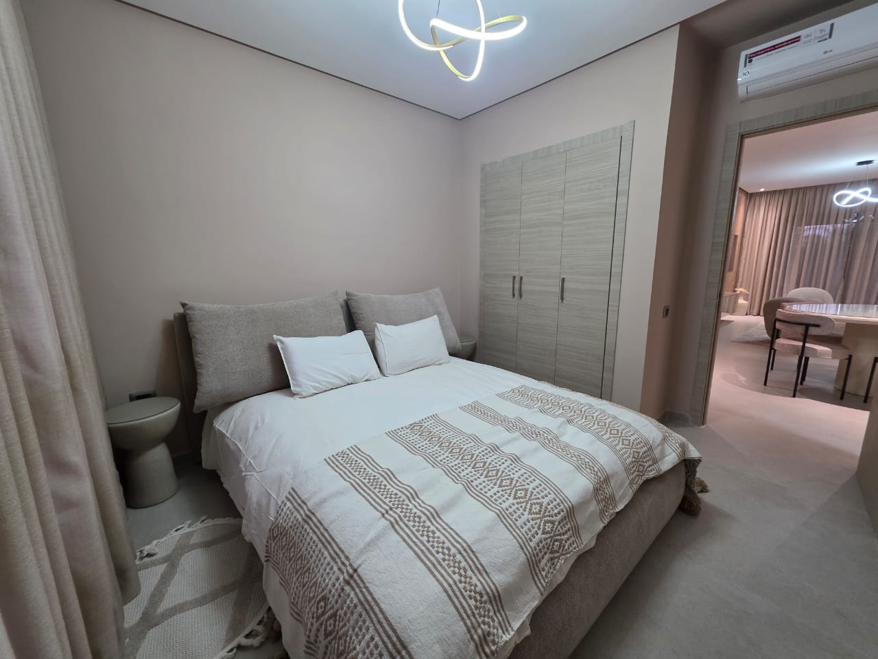 LaJosé - Prestigia Saphir