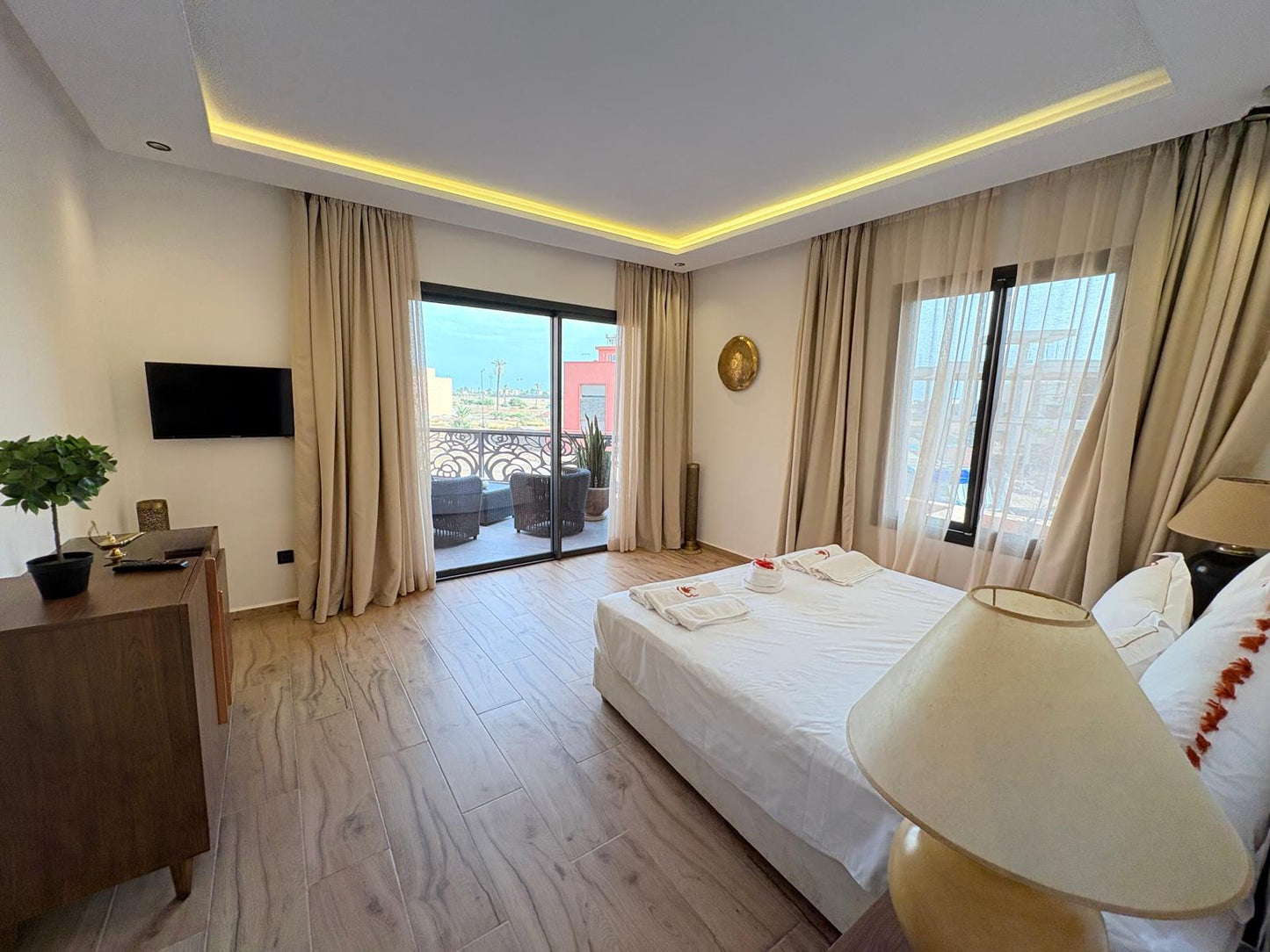 Villa Center - Route Ouarzazate