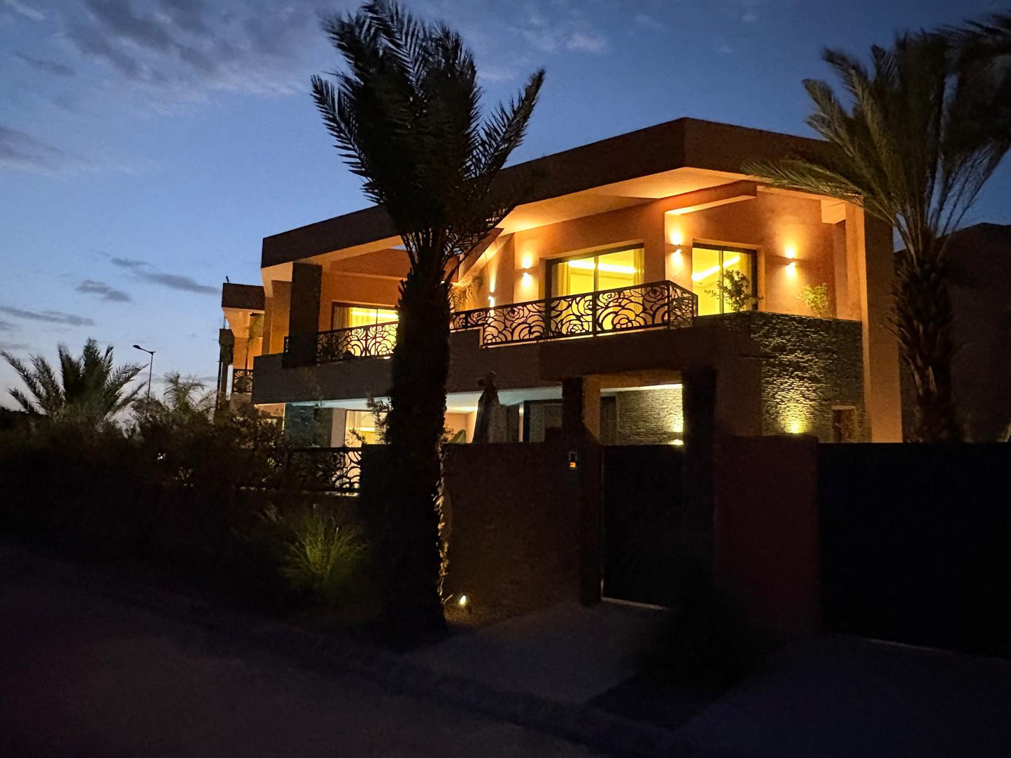 Villa Center - Route Ouarzazate