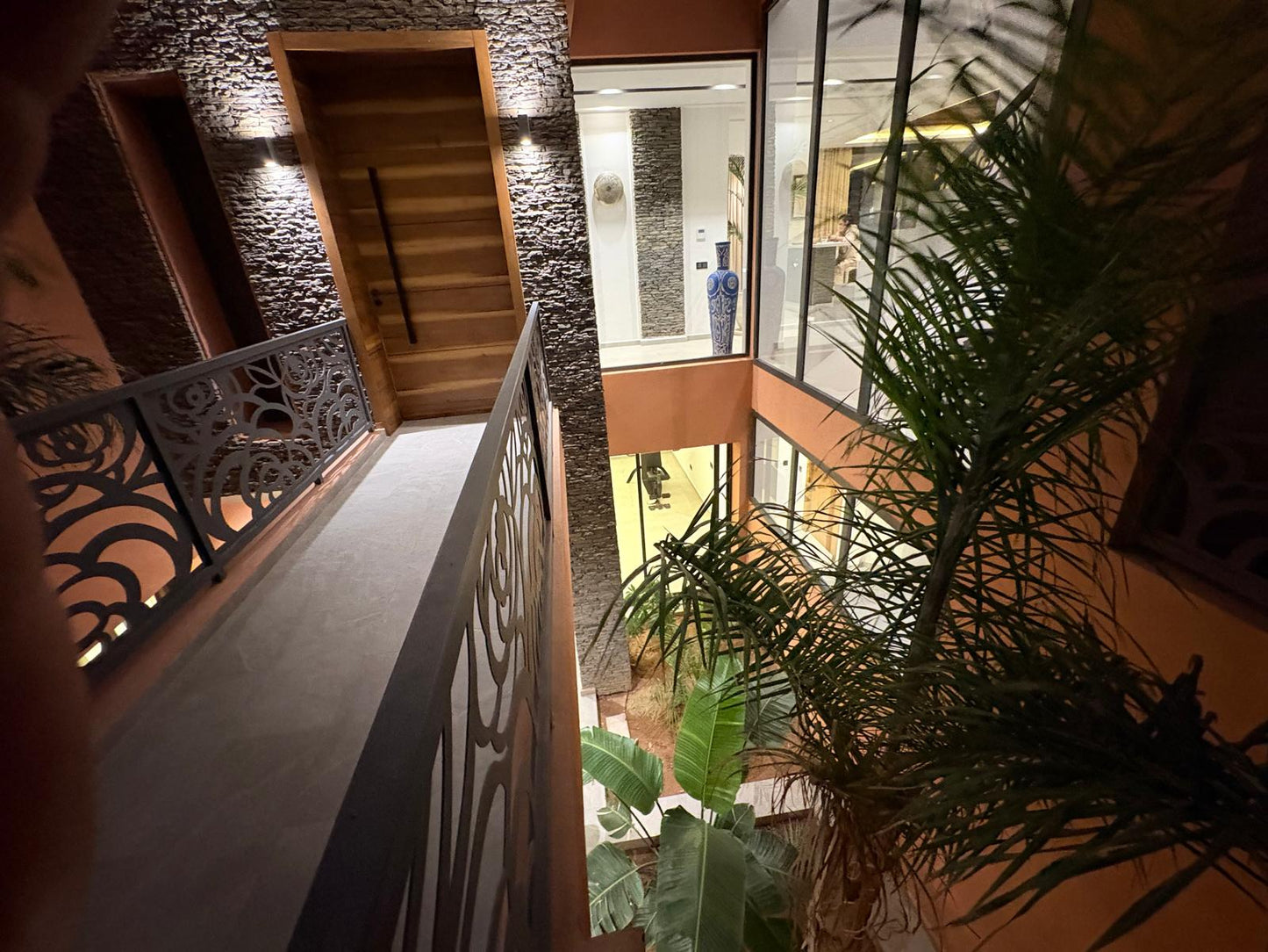 Villa Center - Route Ouarzazate