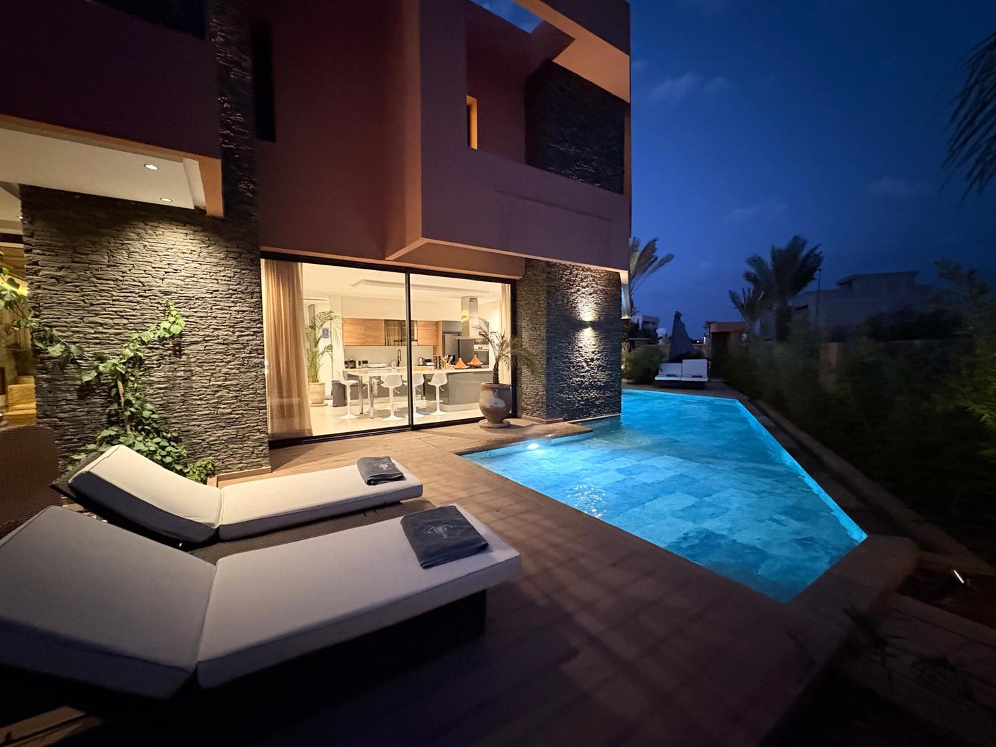 Villa Center - Route Ouarzazate